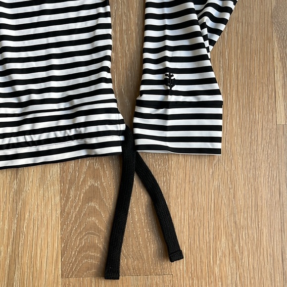 NWT. Coolibar. Waikal Swim Hoodie. UPF 50+ Quick dry. Black and white stripe. - Picture 9 of 9
